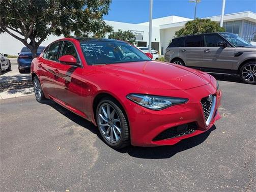 2020 Alfa Romeo Giulia Base