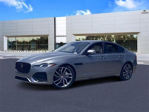 2021 Jaguar XF SE