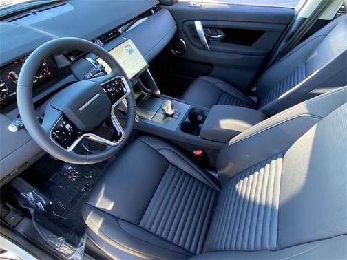 2025 Land Rover Discovery Sport S