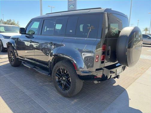 2023 Land Rover Defender 110 X-Dynamic SE