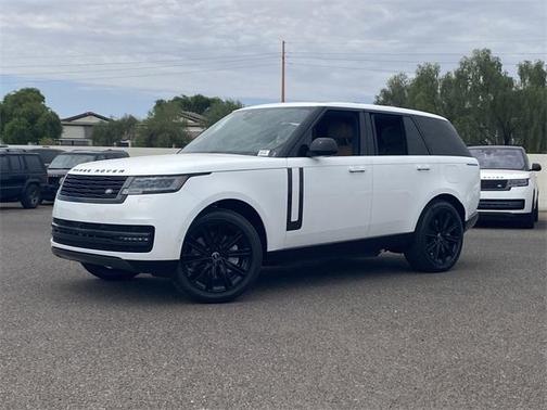 2025 Land Rover Range Rover P550e SE