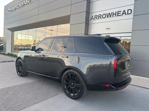 2024 Land Rover Range Rover P400 SE