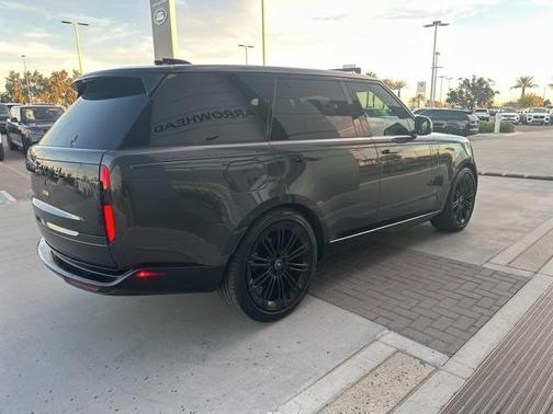 2024 Land Rover Range Rover P400 SE