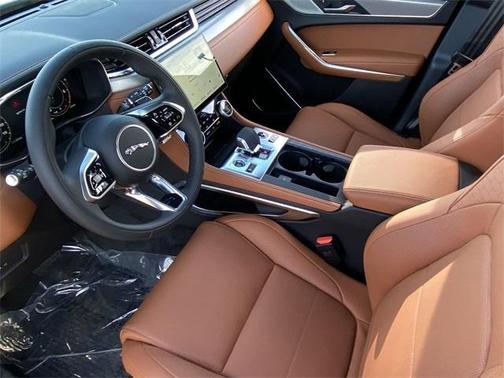 2025 Jaguar F-PACE P250 R-Dynamic S