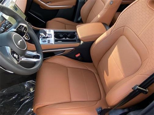 2025 Jaguar F-PACE P250 R-Dynamic S