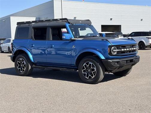 2023 Ford Bronco Outer Banks