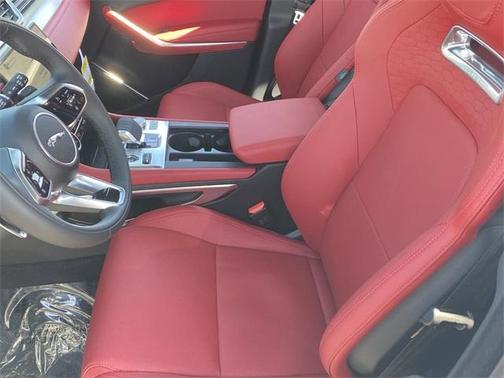 2025 Jaguar F-PACE P250 R-Dynamic S