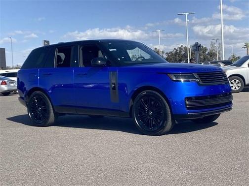 2025 Land Rover Range Rover P615 SV