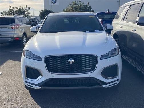 2024 Jaguar F-PACE P250 R-Dynamic S