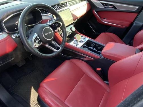 2024 Jaguar F-PACE P250 R-Dynamic S