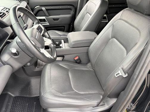 2023 Land Rover Defender 110 S