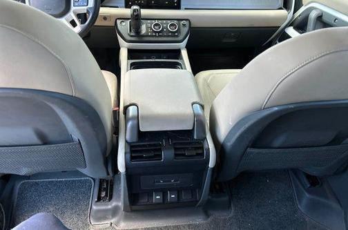 Fuji White 2024 Land Rover Defender 110 S