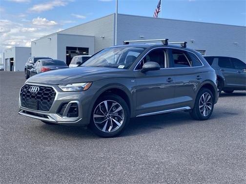 2024 Audi Q5 45 S line quattro Premium