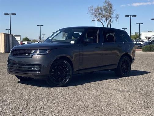 2025 Land Rover Range Rover P530 SE 7 Seat