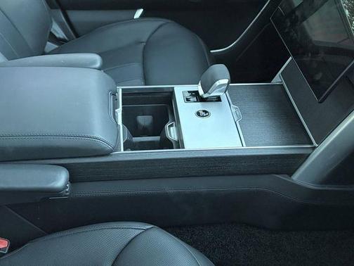 2025 Land Rover Range Rover P400 SE