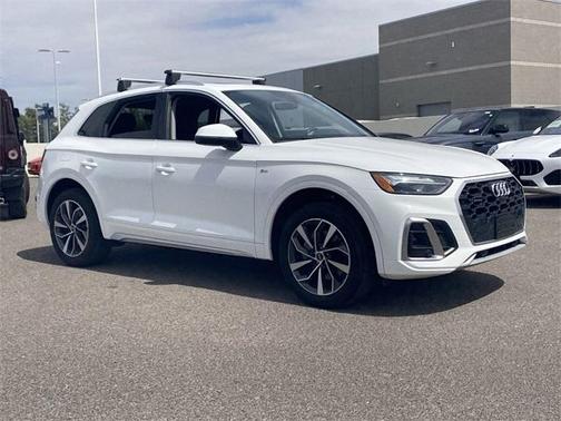 2023 Audi Q5 45 S line quattro Premium
