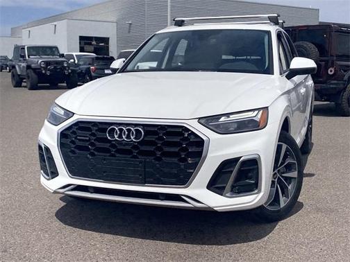 2023 Audi Q5 45 S line quattro Premium