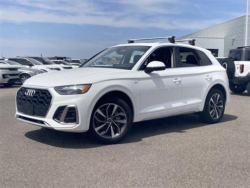 2023 Audi Q5 45 S line quattro Premium