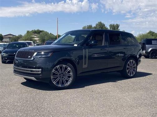 2025 Land Rover Range Rover P400 SE 7 Seat