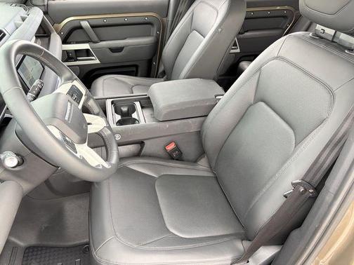 2023 Land Rover Defender 110 S