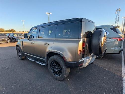 2023 Land Rover Defender 110 S