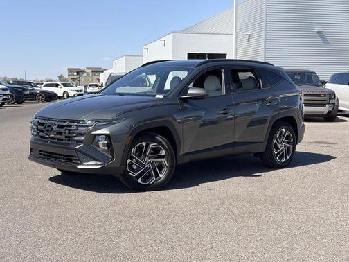 Amazon Gray 2025 Hyundai TUCSON Hybrid Limited