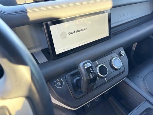 Fuji White 2023 Land Rover Defender 110 SE