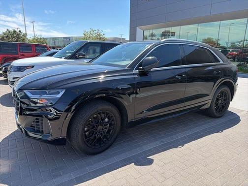 Night Black 2021 Audi Q8 55 Premium