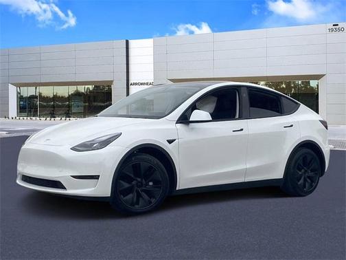 2025 Tesla Model Y Long Range