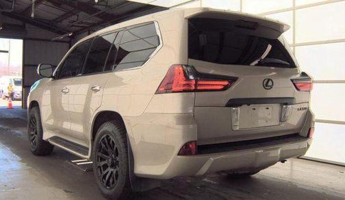 2016 Lexus LX 570 Base