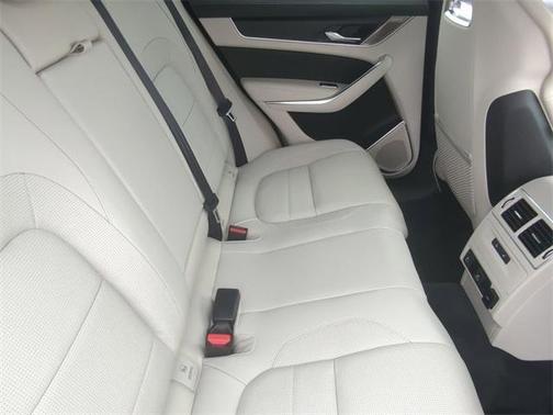 2025 Jaguar F-PACE P250 R-Dynamic S