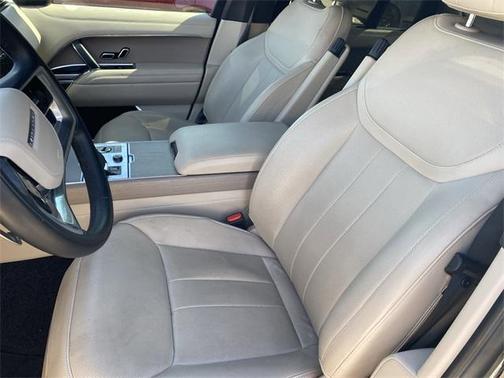 2023 Land Rover Range Rover P530 SE