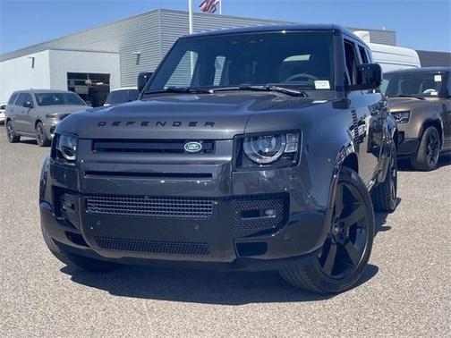 2024 Land Rover Defender P525 V8