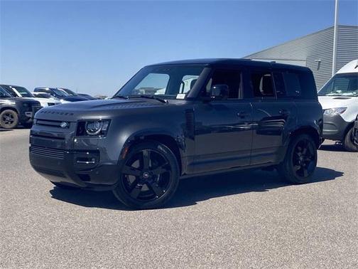 2024 Land Rover Defender P525 V8