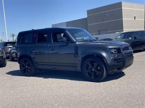2024 Land Rover Defender P525 V8