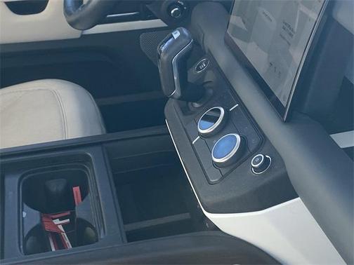 2023 Land Rover Defender First Edition