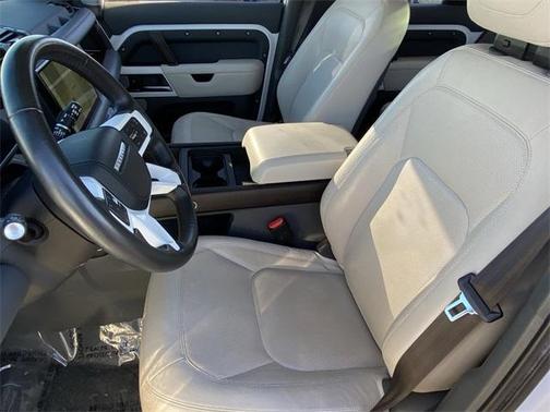 2023 Land Rover Defender First Edition