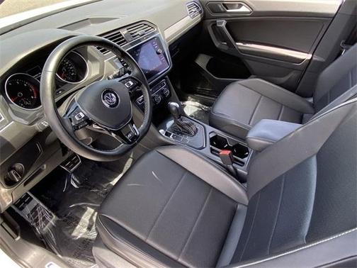 2021 Volkswagen Tiguan 2.0T SE R-Line Black