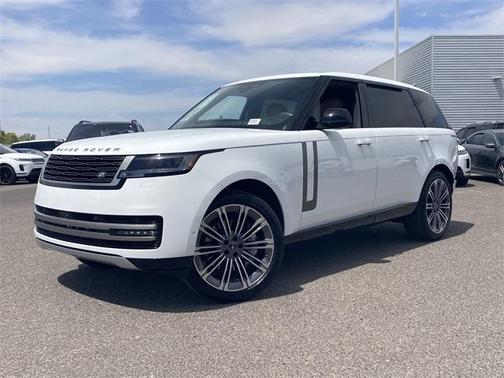 2025 Land Rover Range Rover P530 SE 7 Seat