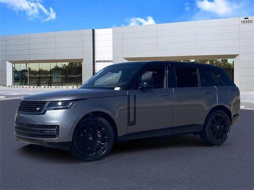 2025 Land Rover Range Rover P400 SE 7 Seat