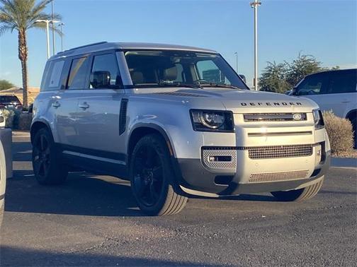 2023 Land Rover Defender 110 SE