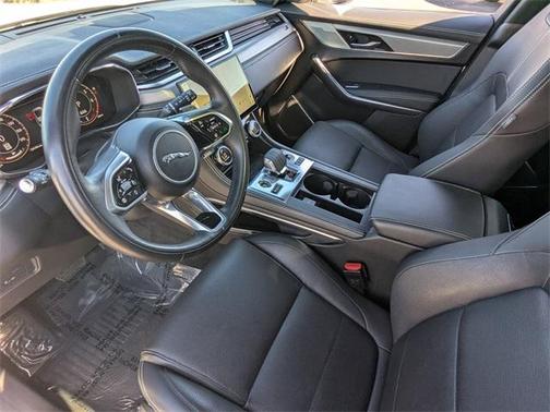 2025 Jaguar F-PACE P250 R-Dynamic S