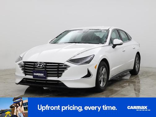 White 2023 Hyundai SONATA SE