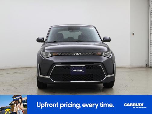 Gray 2023 Kia Soul LX
