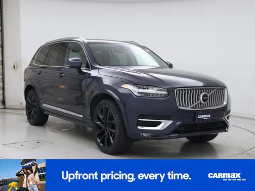 2023 Volvo XC90 B6 Plus