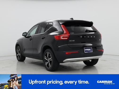 2023 Volvo XC40 B5 Plus Bright Theme