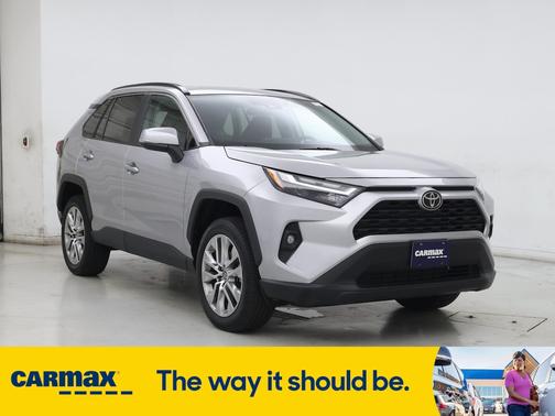 2022 Toyota RAV4 XLE Premium