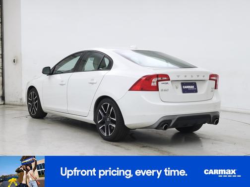 2017 Volvo S60 T5 Dynamic