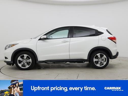 White 2017 Honda HR-V EX