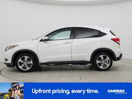 White 2017 Honda HR-V EX
